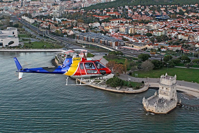 Lisbon Premium Helicopter Experience & Historic City Tour — Couples