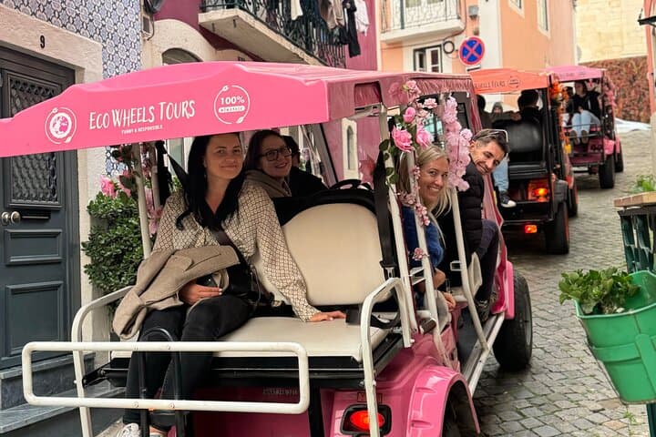 Old Lisbon — Private Electric Quad & Tuk Tuk: Alfama & Hilltop Viewpoints (Couples)