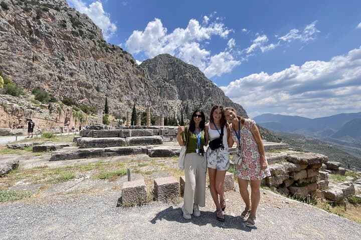Premium Delphi Day Trip with an Expert Guide, Museum & Lunch