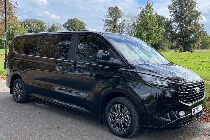 Private Airport Transfer: Heathrow to/from Central London (Family-friendly)