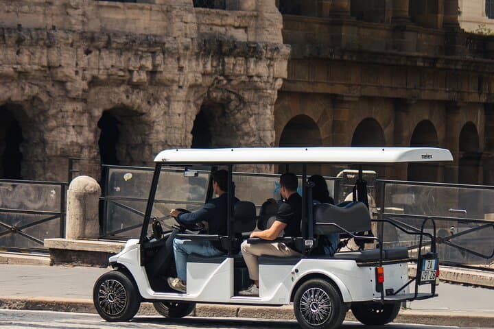 Rome Private Golf Cart Tour — Accessible 3‑Hour Highlights (Seniors)