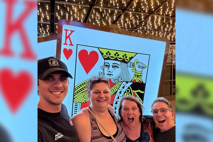 Small Group Vegas Strip Walking Tour — Friends